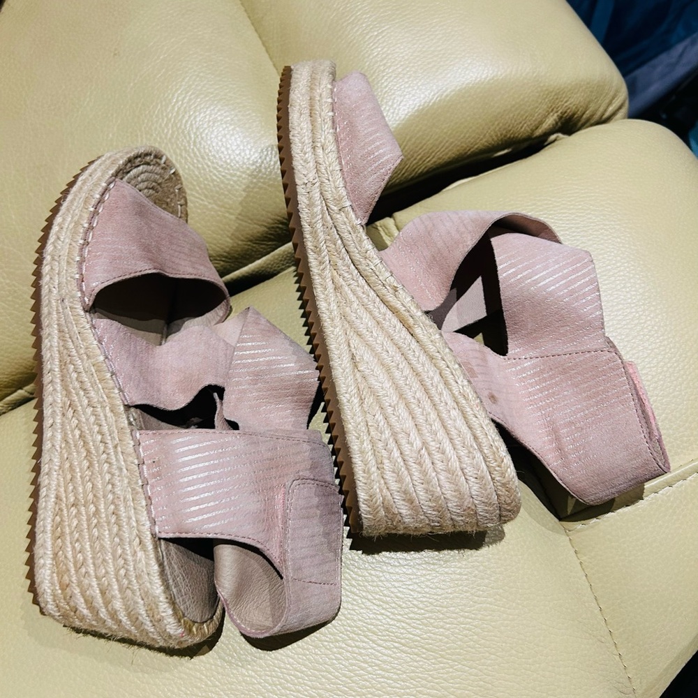 Eileen Fisher Blush Espadrille Wedges - Picture 5 of 6